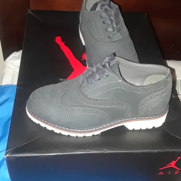 Kenneth Cole - Picture 3 of 5